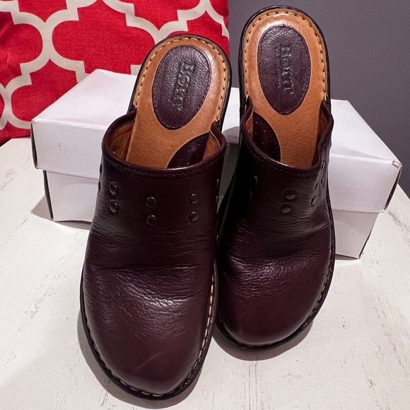 Born Red Leather Mules with Wedge Heel and Chunky Sole - Picture 4 of 9